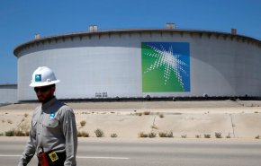 آمادگی عربستان سعودی و روسیه برای کاهش تولید نفت‌شان