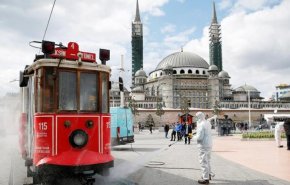 تنفيذ قرار حظر التجول في تركيا لمواجهة كورونا