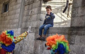 في أزمة كورونا.. مبادرة من شباب غزة لزرع الفرح بقلوب الأطفال
