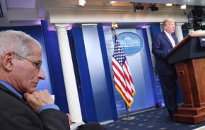 کاخ سفید: ترامپ قرار نیست دکتر فاوچی را اخراج کند