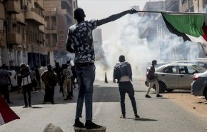 السودان... تظاهر المئات بالخرطوم للمطالبة برحيل حمدوك
