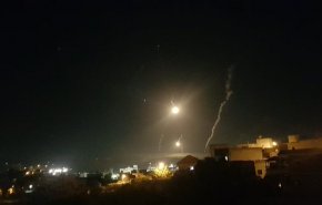 الجيش الإسرائيلي يُطلق قنابل مضيئة جنوب لبنان