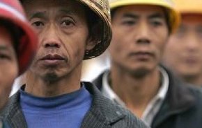 بحران کرونا/ یک سوم کارگران مهاجر چین بیکار شدند