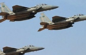 جنگنده‌های سعودی ۱۲ مرتبه دو استان شمالی یمن را بمباران کردند