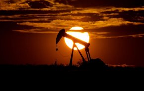 تداوم سیر نزولی بهای جهانی نفت