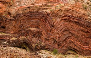 صخور في أستراليا تكشف متى بدأت تتحرك قشرة الأرض!
