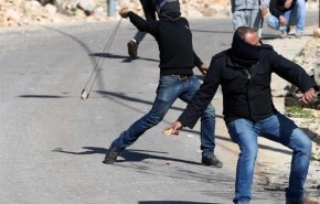 زخمی شدن چند فلسطینی در یورش نظامیان صهیونیست به کرانه باختری