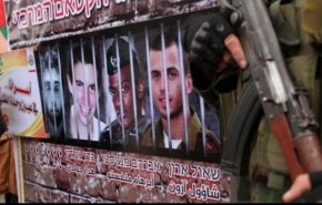 المقاومة الفلسطينية تكشف معلومات مدهشة عن أسرى الإحتلال