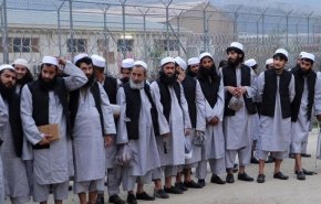 شورای امنیت ملی افغانستان: تاکنون بیش از 900 زندانی طالبان آزاد شده‌اند
