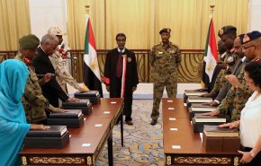 السودان... مجلس السيادة يقر بالإجماع على إقالة وزير الصحة
