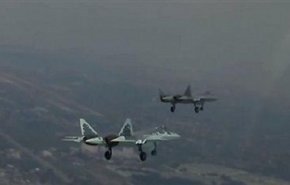 العراق: طائرات تهبط في مواقع تواجد ’داعش’ الارهابي!