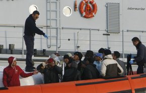 مصرع شخص بعد غرق قارب لمهاجرين غير شرعيين قي تونس