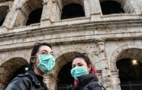 إيطاليا تسجل انخفاضا ملحوظا في عدد الوفيات بكورونا
