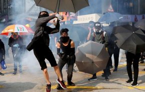 از سرگیری اعتراضات در هنگ کنگ و درگیری پلیس با شورشیان