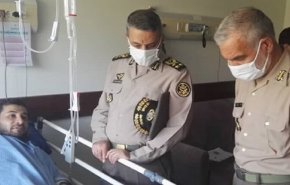  القائد العام للجيش الايراني يتفقد جرحى حادث سفينة 