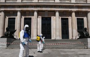 إسبانيا تسجل انخفاضا ملموسا للوفيات اليومية بفيروس كورونا