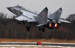 مقاتلتان روسيتان تعترض طائرة أميركية في المتوسط