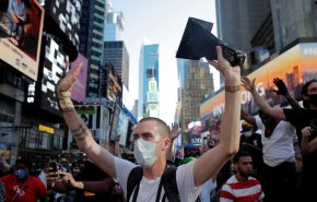 بالصور..عودة الاحتجاجات إلى امريكا رغم تهديدات ترامب