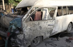 بالفيديو.. مقتل صحفي وسائق أفغانيين في انفجار قنبلة في كابول
