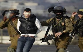 قوات الاحتلال تعتقل 4 مواطنين من الخليل