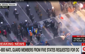 اقدام شوک آور رییس جمهوری آمریکا/ دستور ترامپ به ارتش برای سرکوب معترضان بخاطر گرفتن عکس یادگاری مقابل کلیسا+ ویدیو
