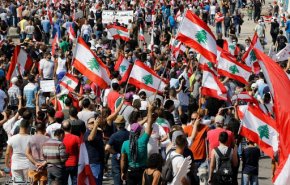 شاهد: الشارع اللبناني يشهد انقساما في حراكه المطلبي