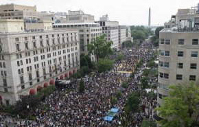 تظاهرات هزاران نفری در «واشنگتن دی سی» علیه تبعیض نژادی + تصاویر 