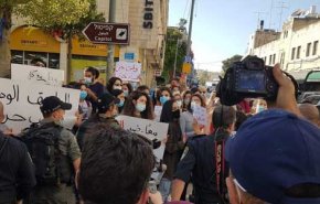 الاحتلال يعتقل 3 مقدسيات خلال مسيرة منددة بإعدام الحلاق