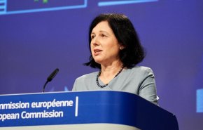 کمیسیون اروپا اقدام توئیتر در راستی‌آزمایی ادعاهای ترامپ را ستود
