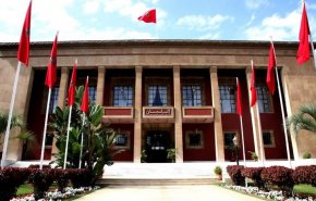 البرلمان المغربي ينتقد تمديد الحكومة لإجراءات الحجر