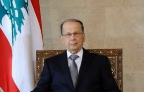  الرئيس اللبناني يحذر من الفتنة الطائفية 