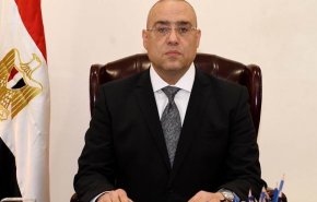 وزير الإسكان المصري يدخل الحجر الصحي