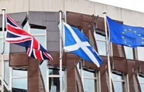 درخواست پارلمان اسکاتلند از انگلیس برای عدم صدور تجهیزات ضد شورش به آمریکا
