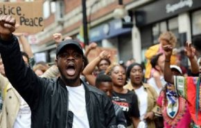 الشرطة البريطانية تدعو لعدم تنظيم تظاهرات مناهضة للعنصرية 