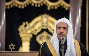 شاهد.. وزير العدل السعودي السابق يبكي علی اليهود 