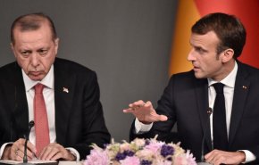 فرنسا تريد إجراء محادثات مع الناتو حول موقف تركيا في ليبيا