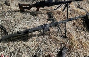 کشف سلاح و مهمات ساخت غربی‌ها از بقایای تروریست‌ها در جنوب سوریه