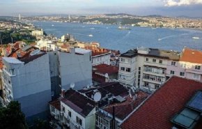 حرائق تركيا تعطل الملاحة في مضيق الدردنيل
