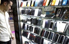 ممنوعیت واردات گوشی‌ تلفن همراه بالای 300 یورو به گمرکات ابلاغ نشده است

