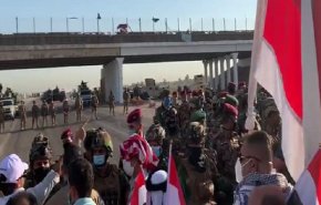 أنباء عن سقوط ضحايا في صفوف المتظاهرين قرب بغداد