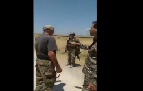 بالفيديو.. ضابط سوري يهدد دورية أميركية بحرقها إن عادت