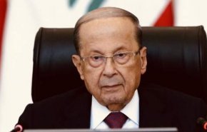 الرئيس اللبناني: لإعادة النظر ببعض اجراءات كورونا