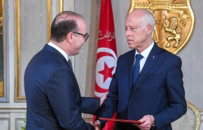 شاهد: مشاورات تونسية لحل أزمة إستقالة الحكومة