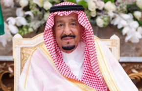 الملك سلمان يدخل المستشفى بالرياض ومصدر يوضح السبب