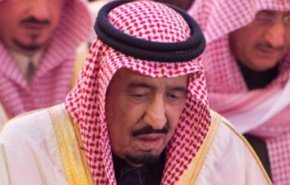 آخرین گمانه‌زنی‌ها درباره وضعیت جسمی پادشاه سعودی/ آیا سلمان کرونا گرفته است؟
