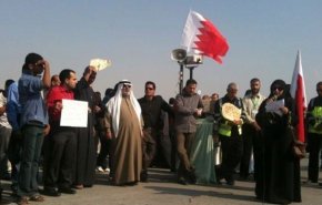 لماذا لا يوظف البحرينيين في بلادهم؟!