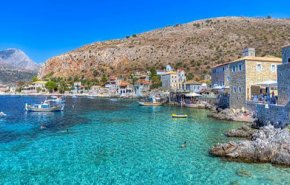 سكان جزيرة يونانية يكشفون سر 'العمر الطويل'