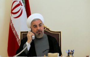 روحاني یؤکد ضرورة تعزيز العلاقات والاسراع بتنفيذ الاتفاقيات مع العراق