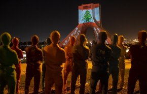 فيديو وصور.. تضامن وتفاعل إيراني واسع مع لبنان بعد حادث المرفأ