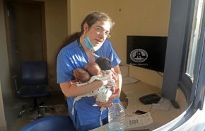 بالفيديو .. ممرضة لبنانية تروي مغامرة إنقاذ الرضع بعد انفجار المرفأ